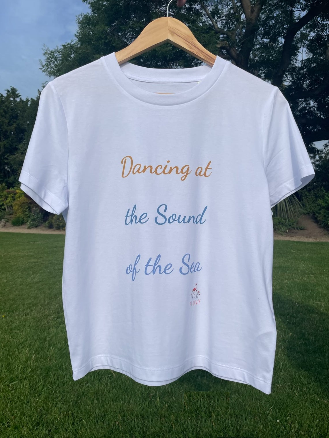 Flowy's Words - Dancing: White (In Development)