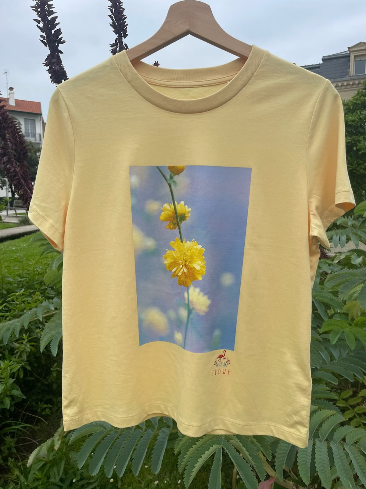 Blossoming Yellow: Viva Yellow