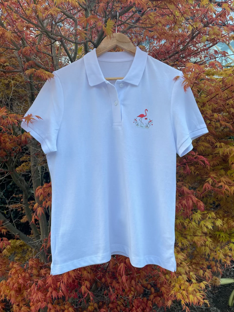 Coaster Polo: White -  mid-light